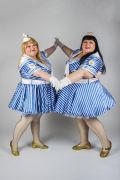 Шоу Толстушек на ваш праздник! (8 фотографий)